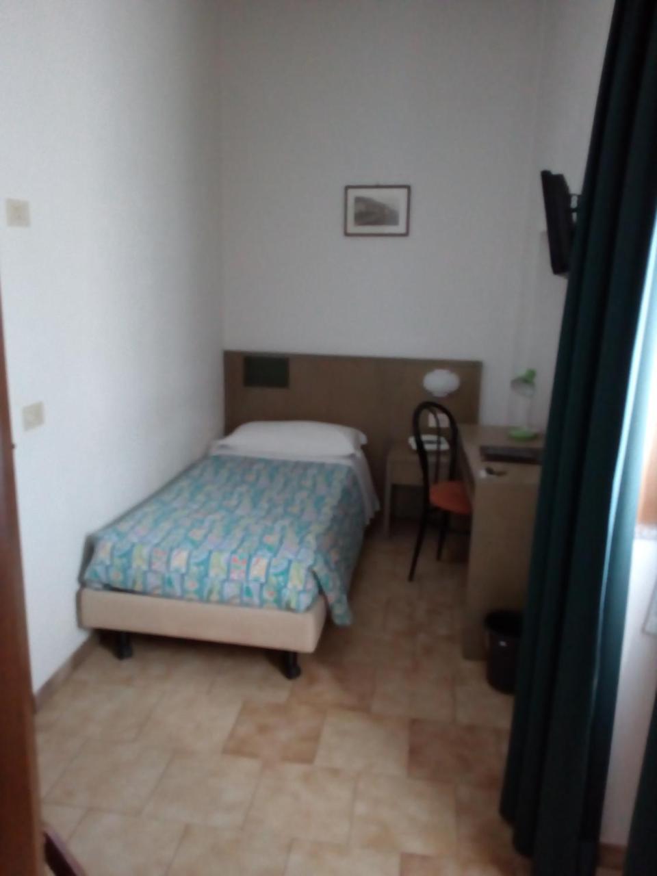 Hotel Torre Сондало Экстерьер фото