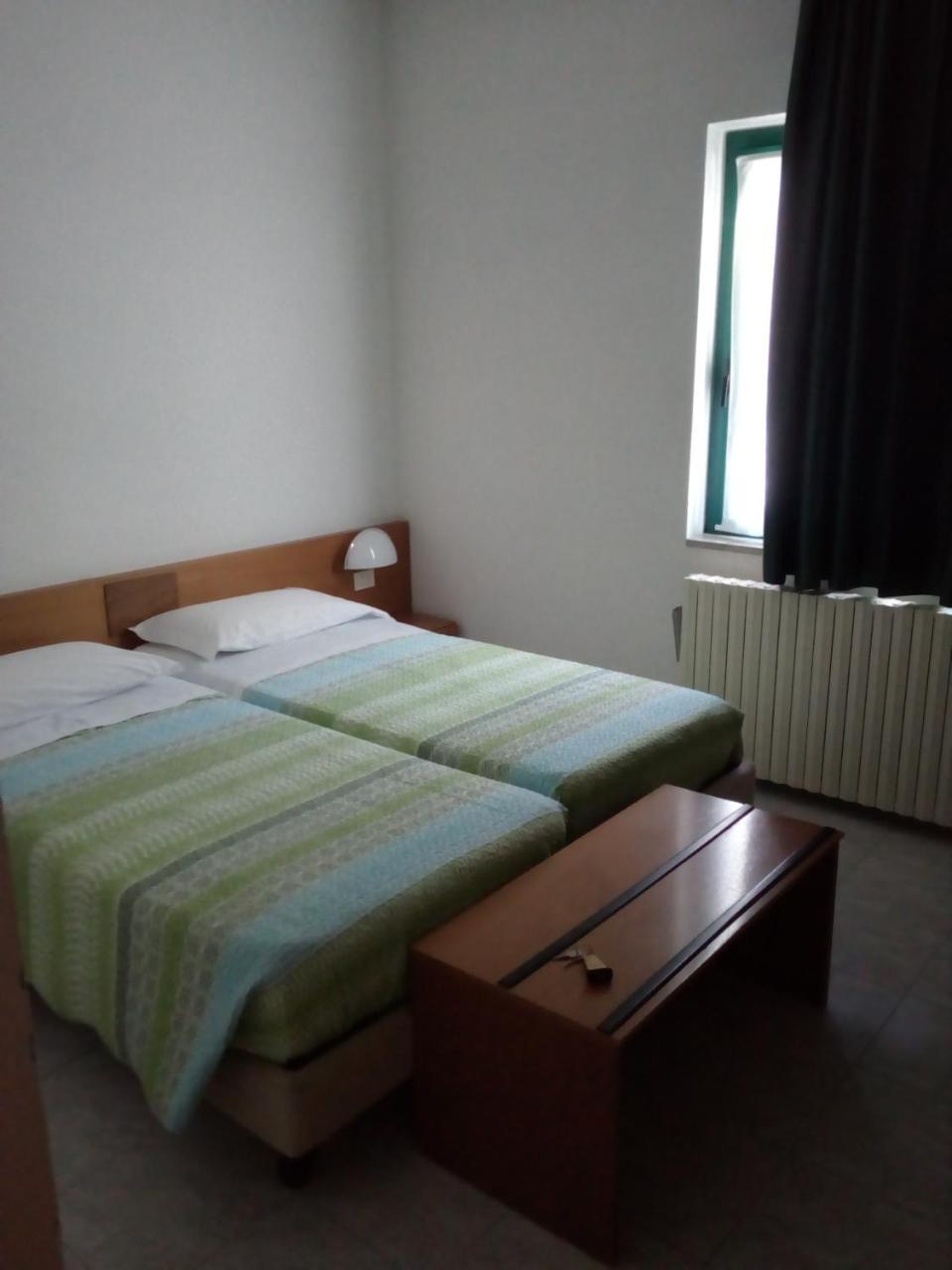 Hotel Torre Сондало Экстерьер фото