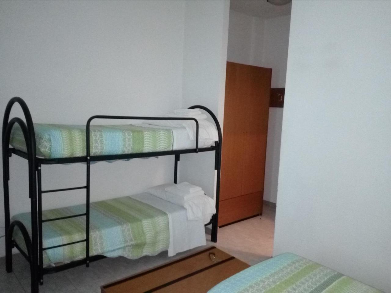 Hotel Torre Сондало Экстерьер фото